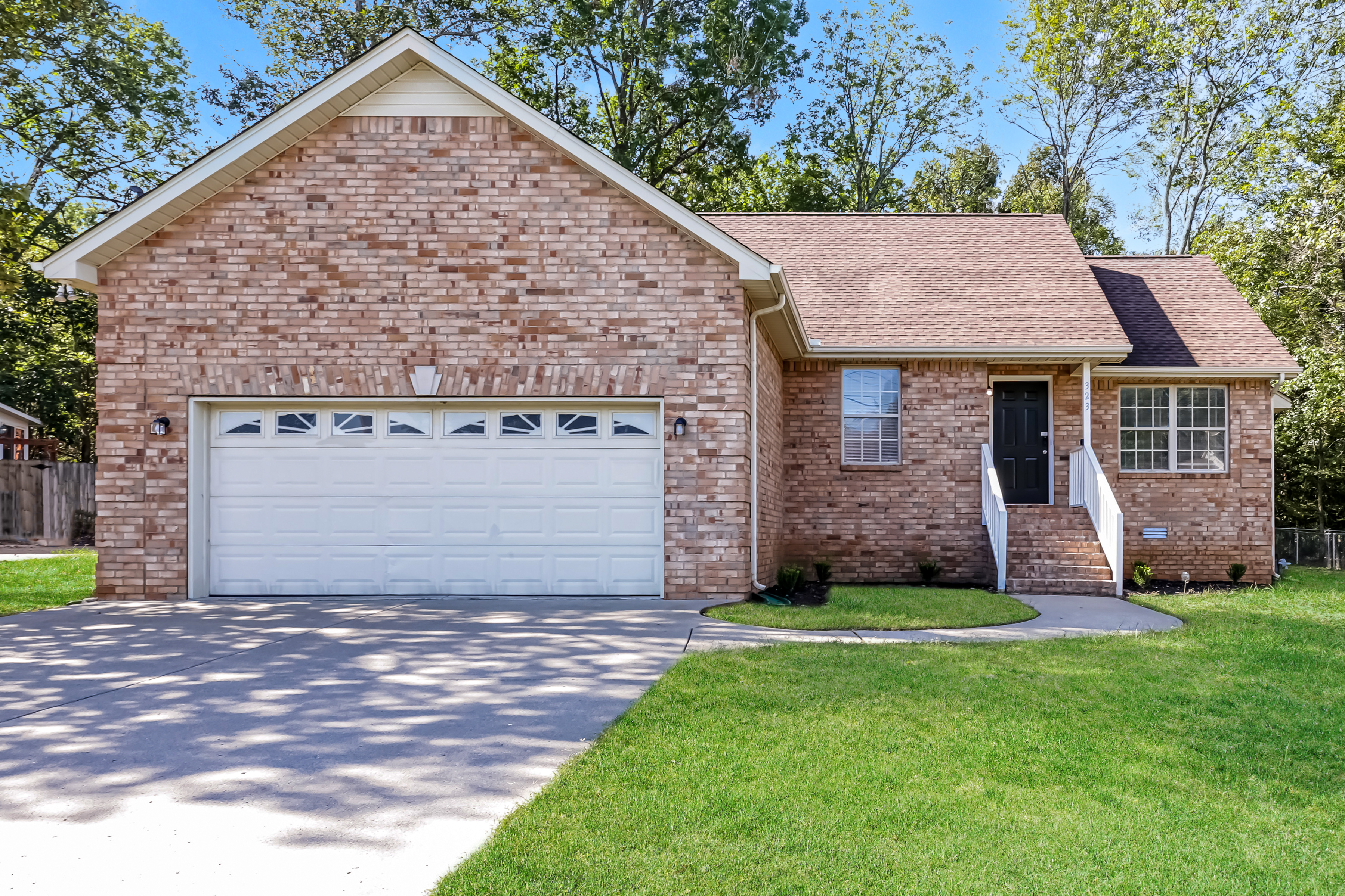 323 ALEXIS DR SMYRNA, TN 37167